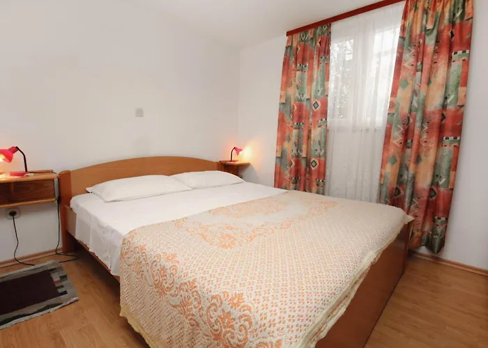 Apartment Apartments By The Sea Postira, Brac - 5672